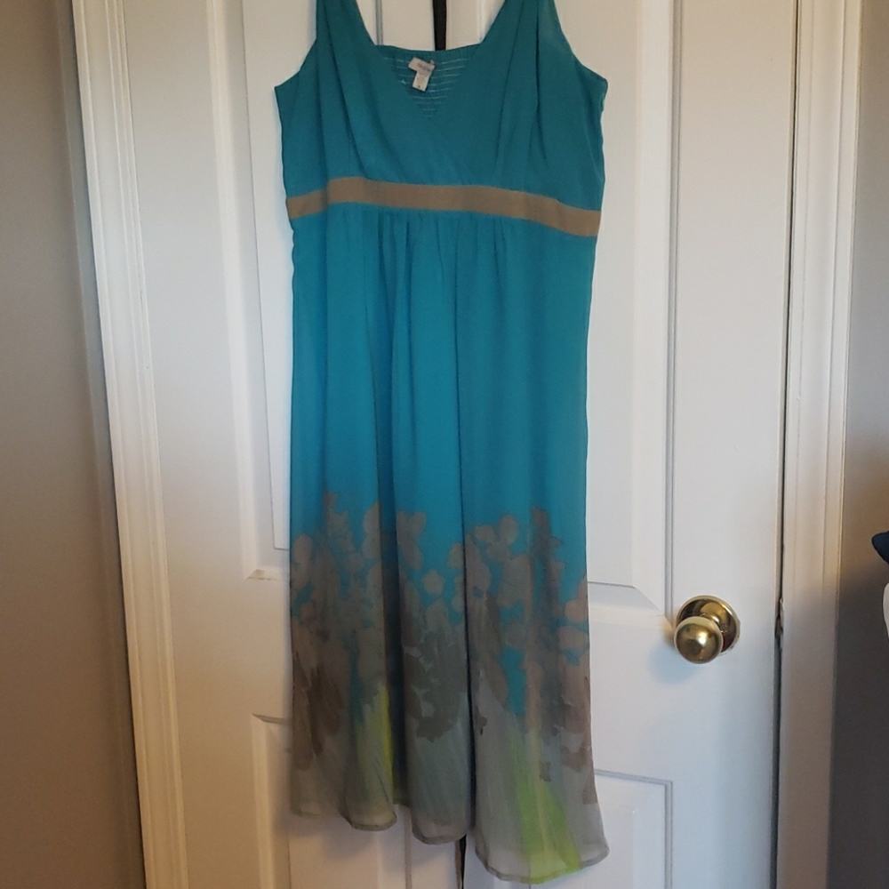 Beautiful flowy Tristan dress